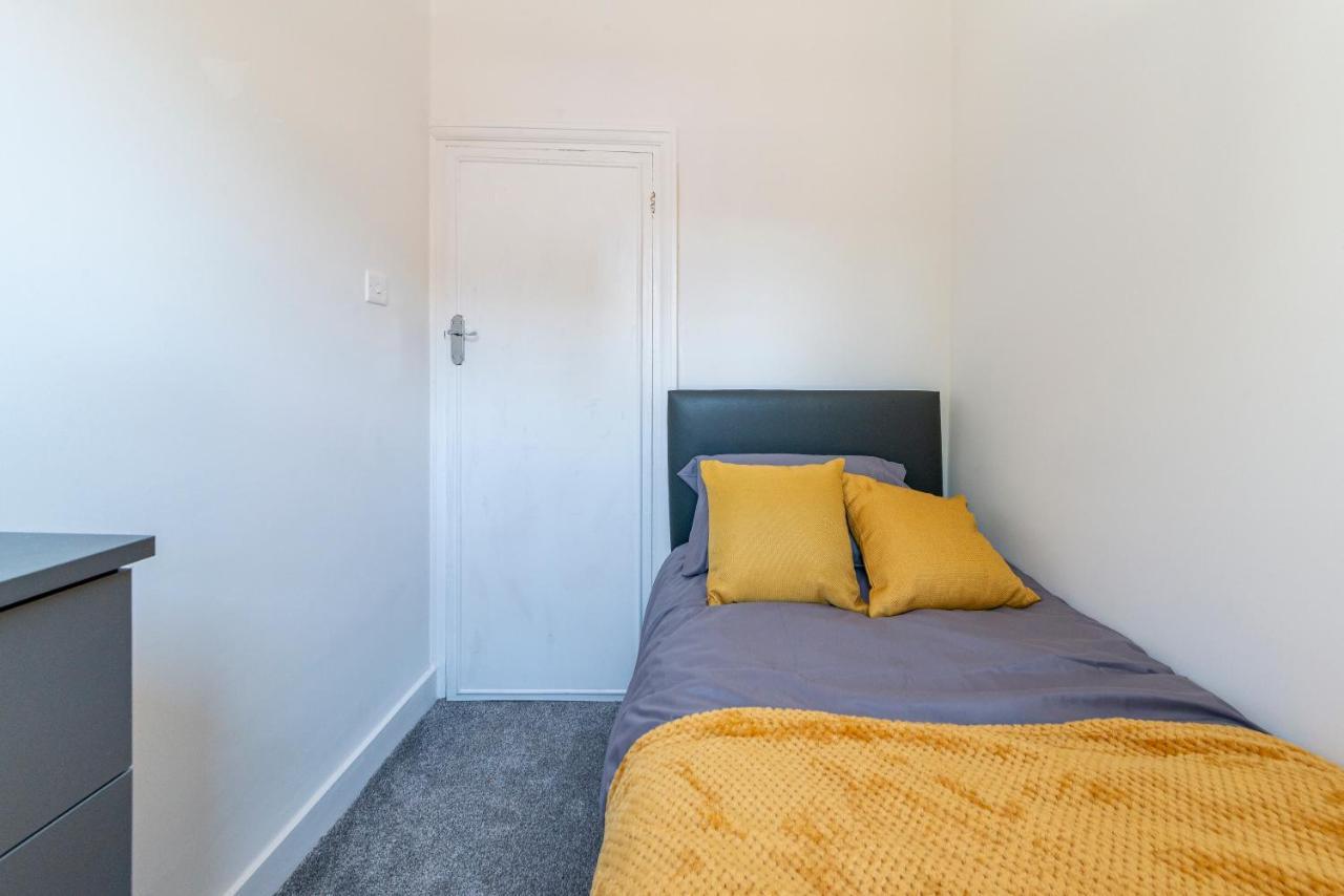 Spacious 3Br House Near Southend Pier Exterior photo
